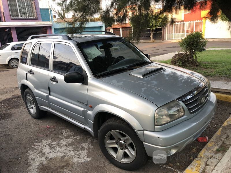 Autos usados - General Motors Tracker 5p B 4x2 Aut CD A/A E/E Q/C