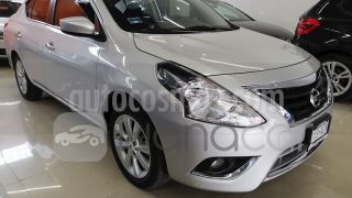 Autos usados-Nissan-Versa